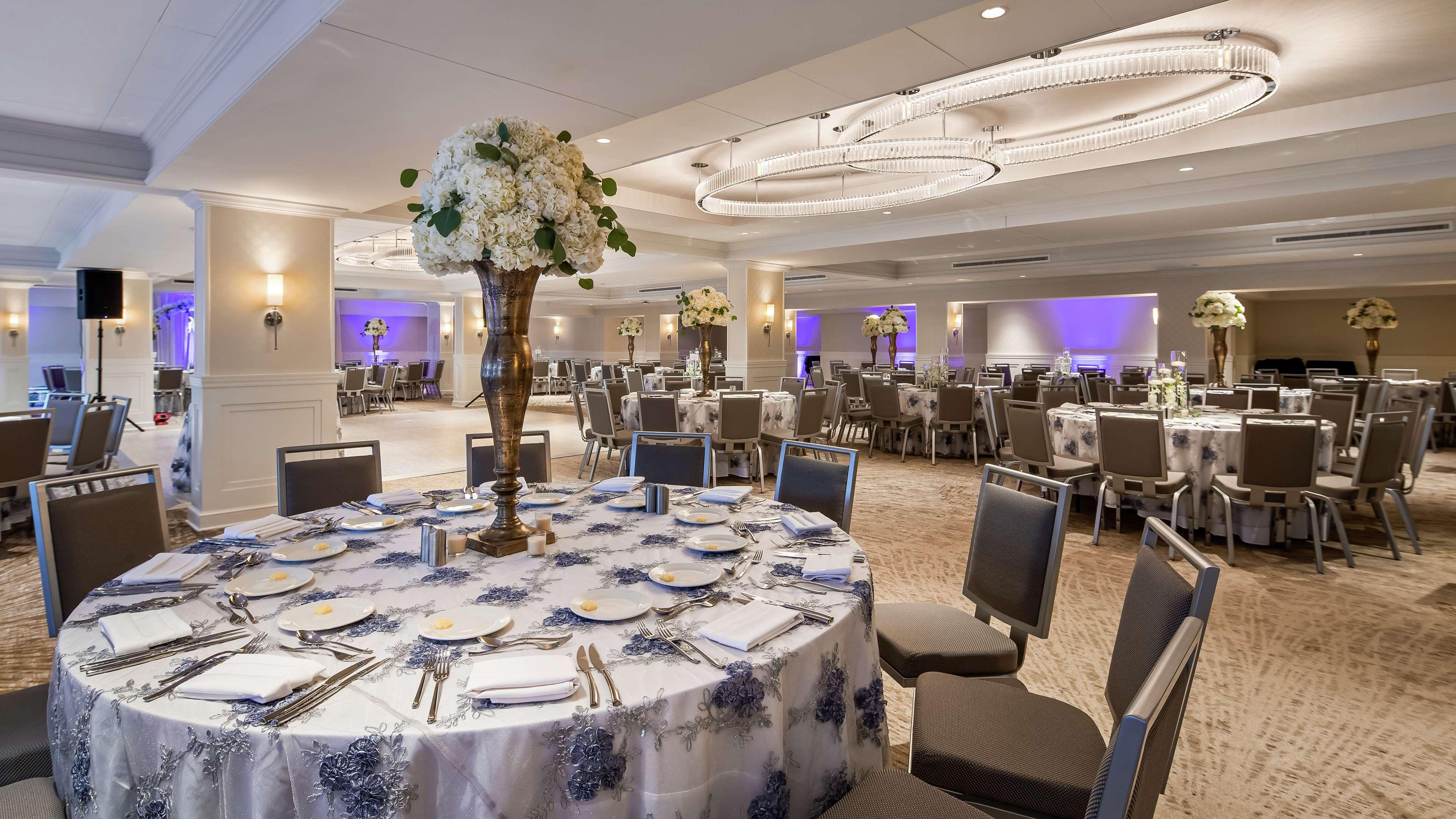Hotel The Kingsley Bloomfield Hills - A Doubletree By Hilton Zewnętrze zdjęcie